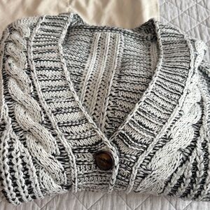 Cozy Cable Knit Sweater - Black and White